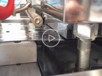 香水铝塑包装机的使用